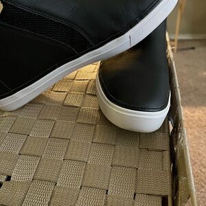 Women  Black Sneakers Boots